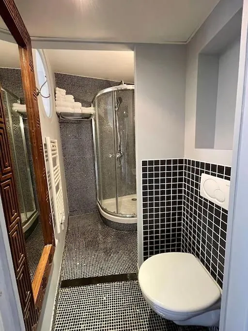 Pavillon D'Auguste Perret Apartman Párizs 0*,  Franciaország